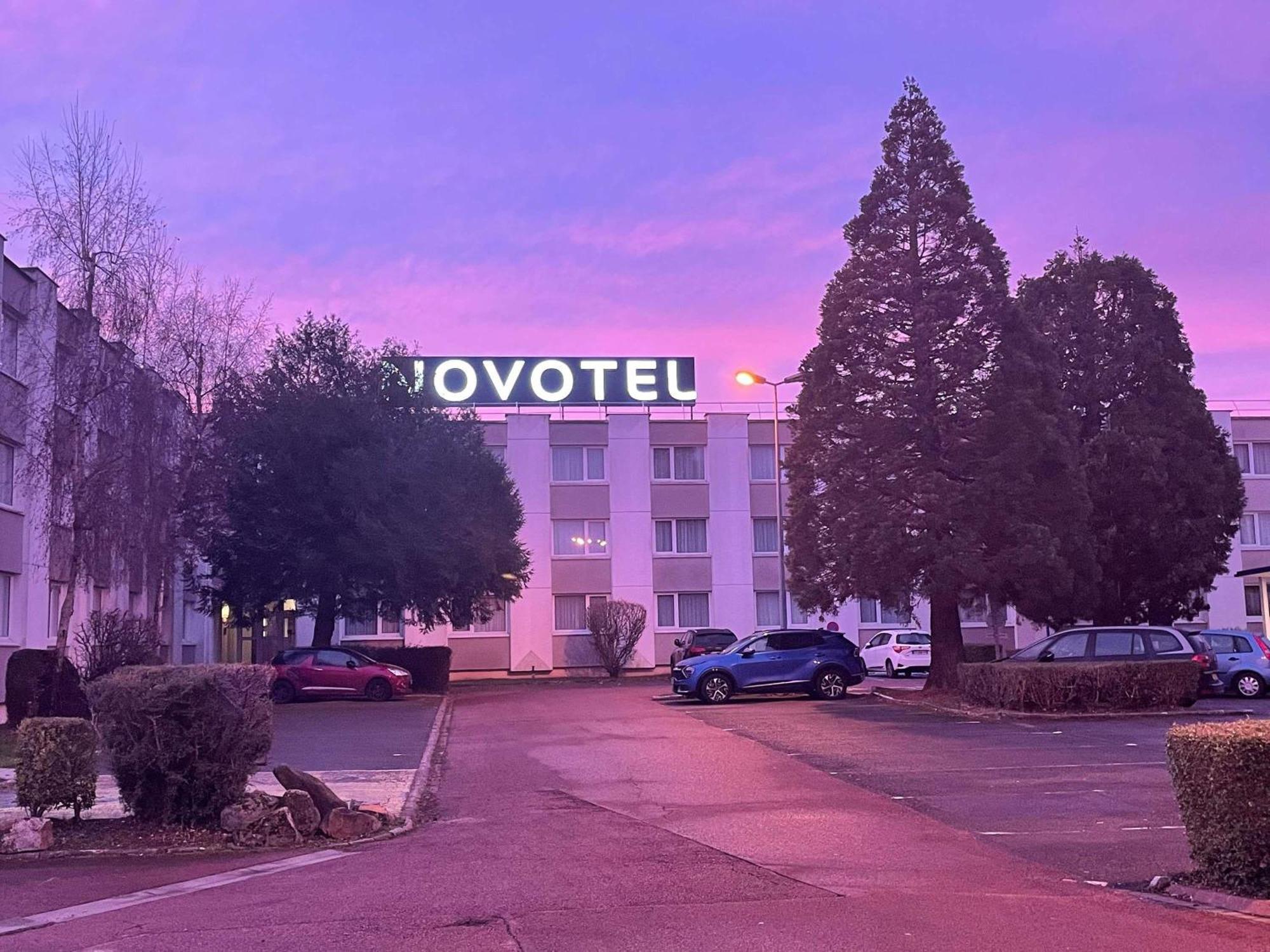 Novotel Saclay Dış mekan fotoğraf