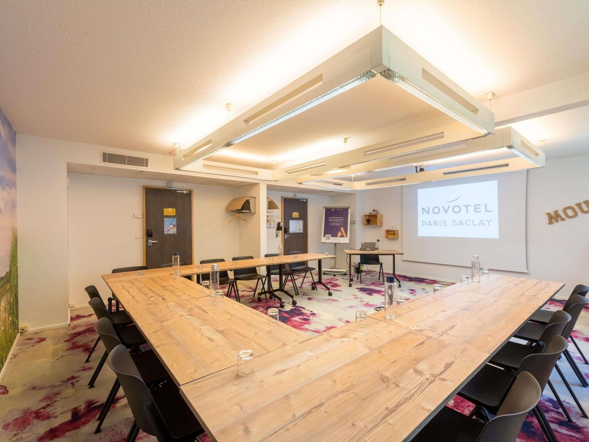 Novotel Saclay Dış mekan fotoğraf