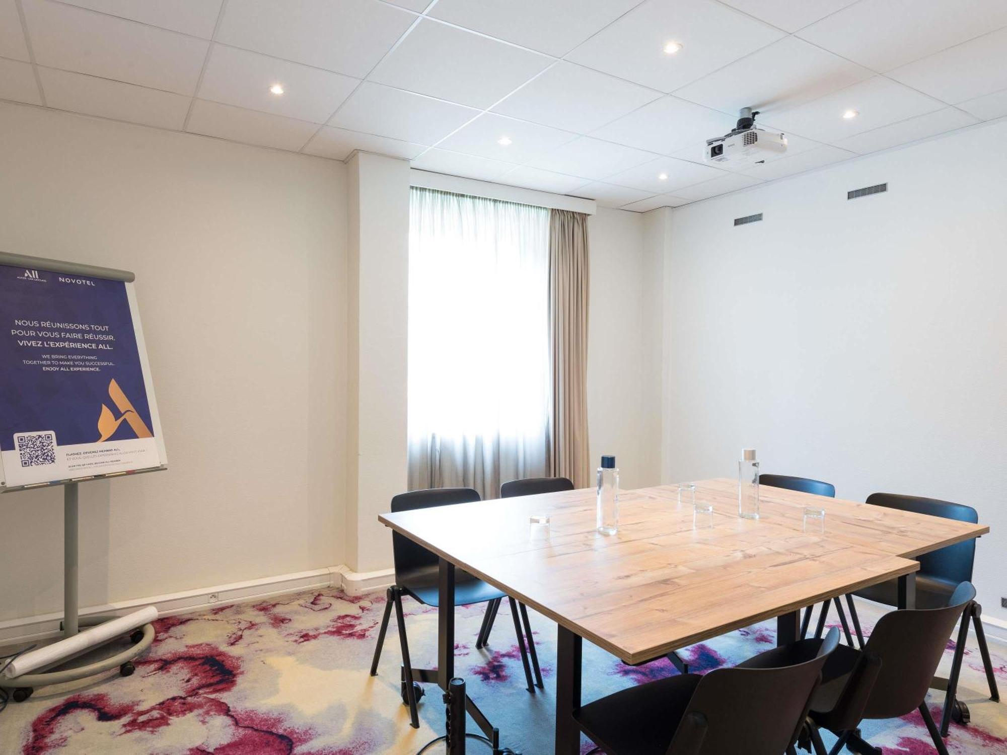 Novotel Saclay Dış mekan fotoğraf