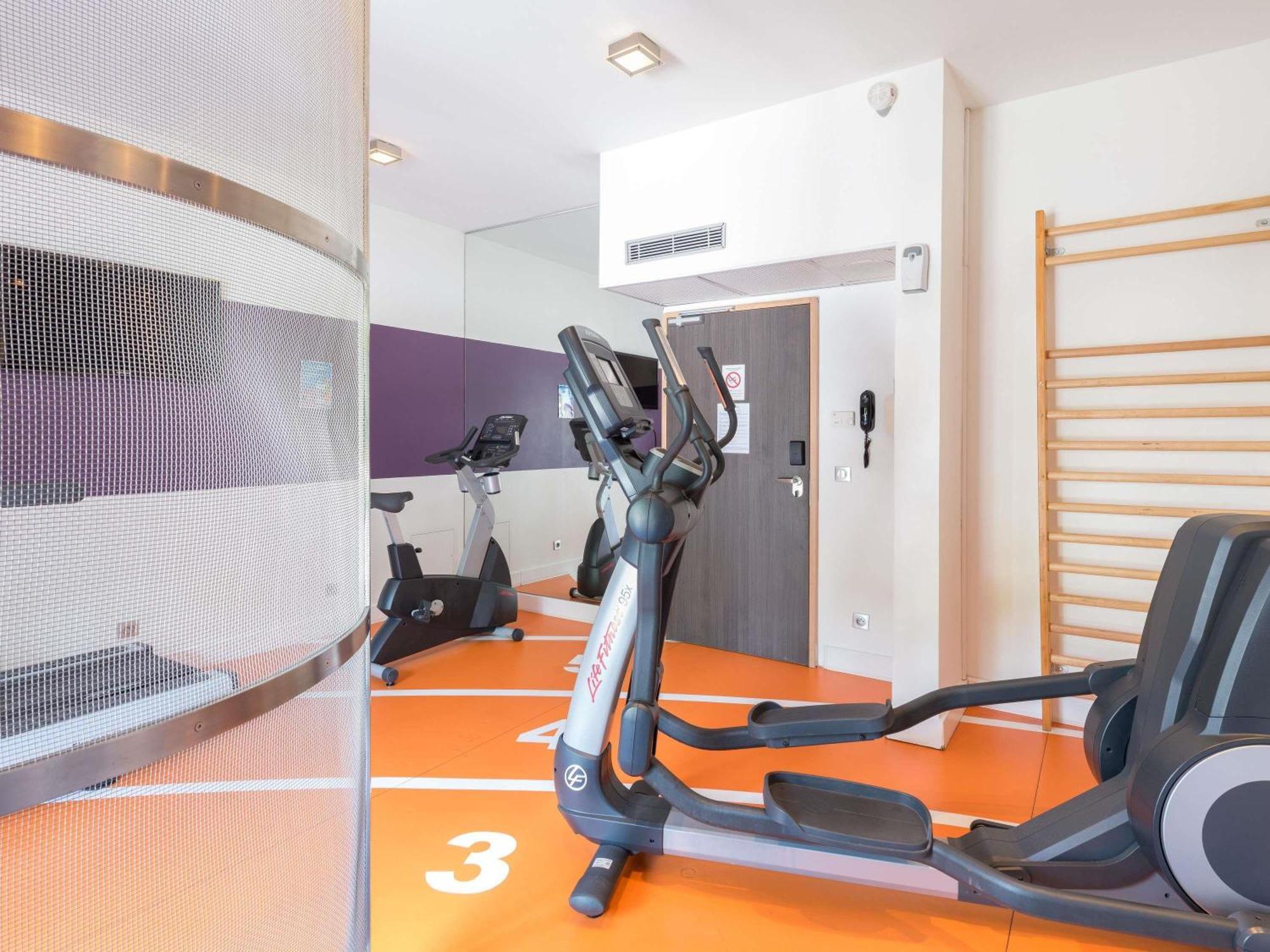 Novotel Saclay Dış mekan fotoğraf